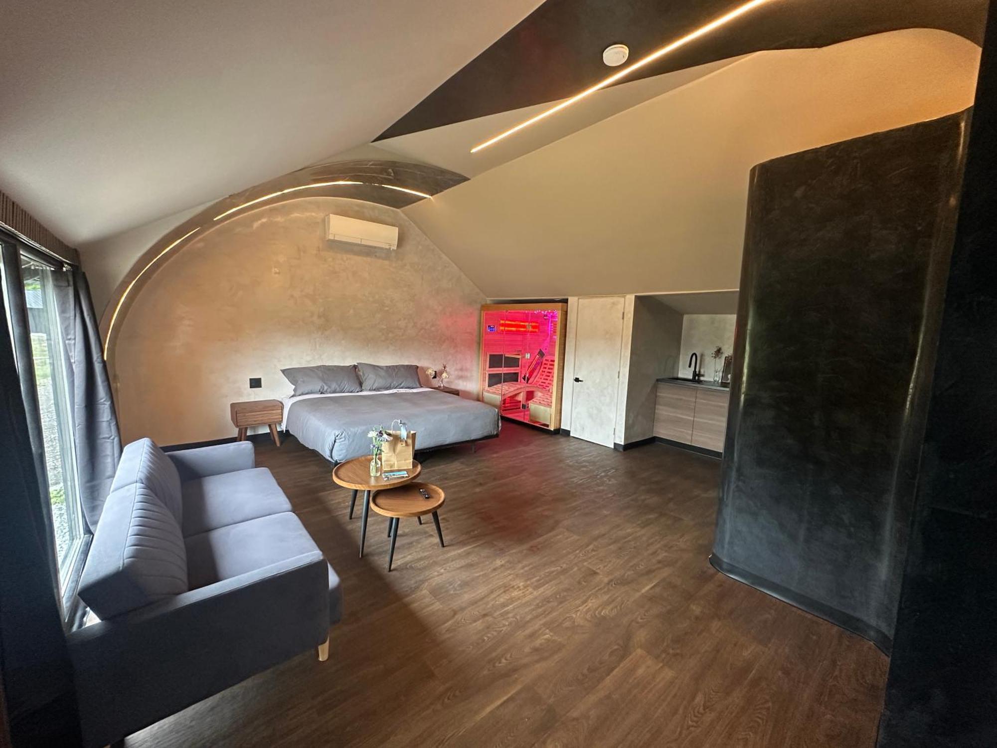 Emrose Luxury Cabins Brandon الغرفة الصورة