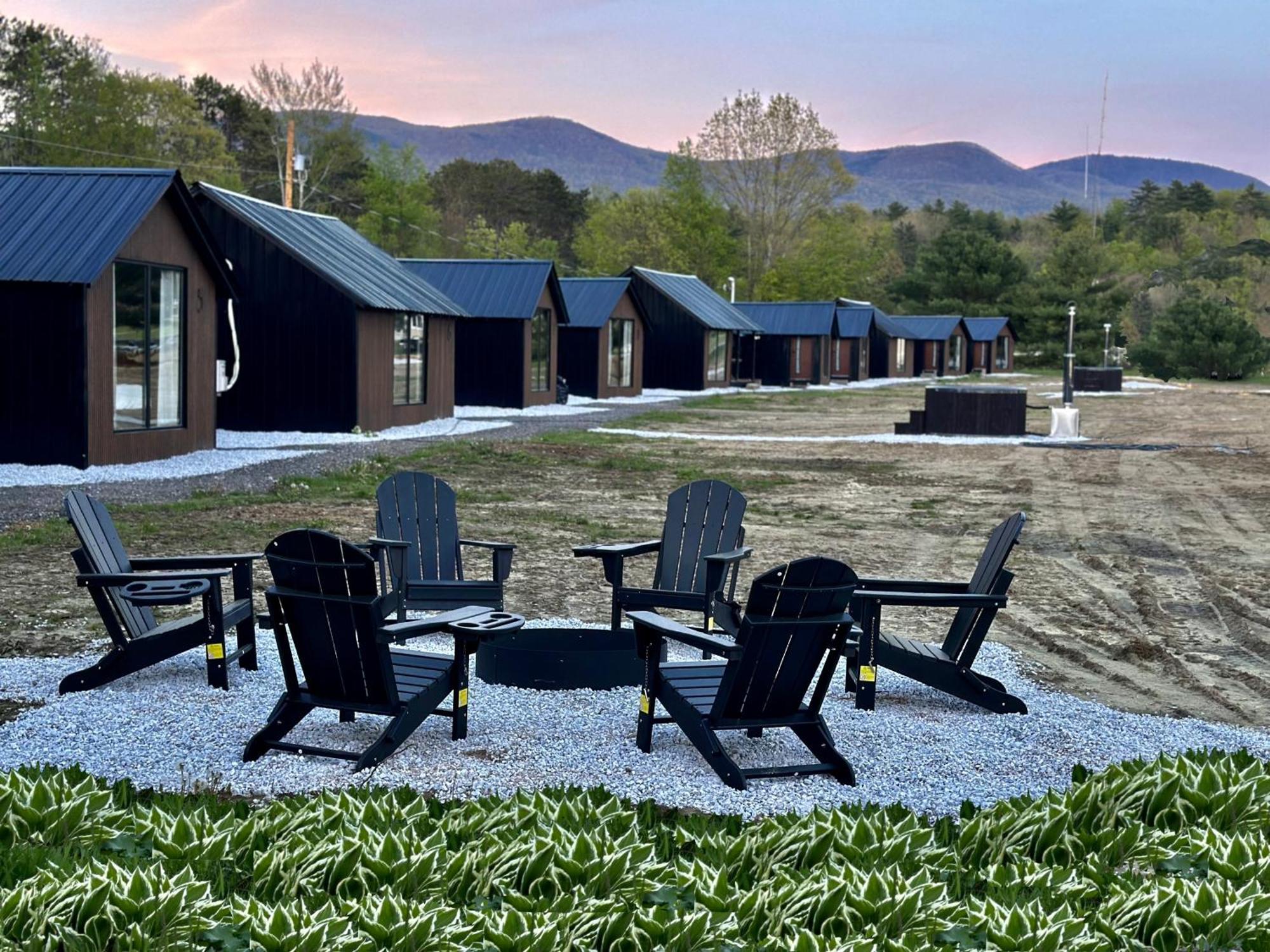 Emrose Luxury Cabins Brandon المظهر الخارجي الصورة